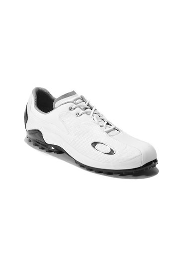 10 Things every golfer should own
